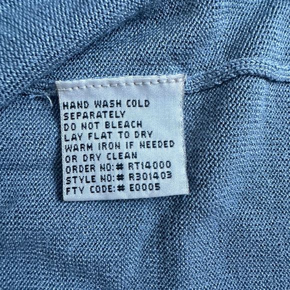 Reunion Mens Sweater Polo Style Gray Silk Button Collar Size L - Picture 6 of 7